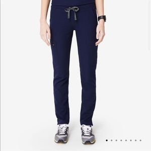 FIGS Yola skinny scrub pant
